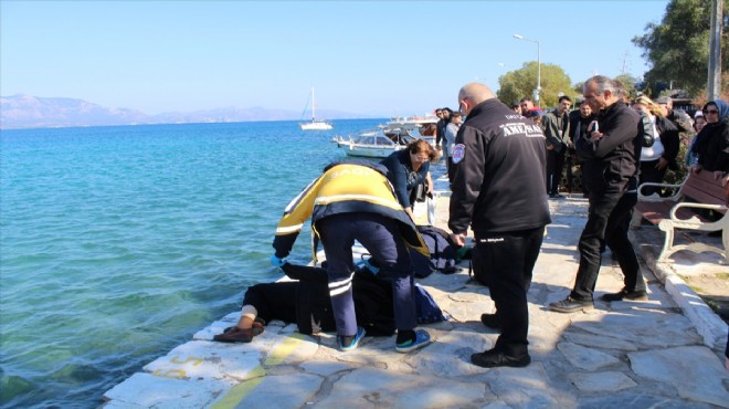 Fotoğraf çektirmek isterken denize düştüler!