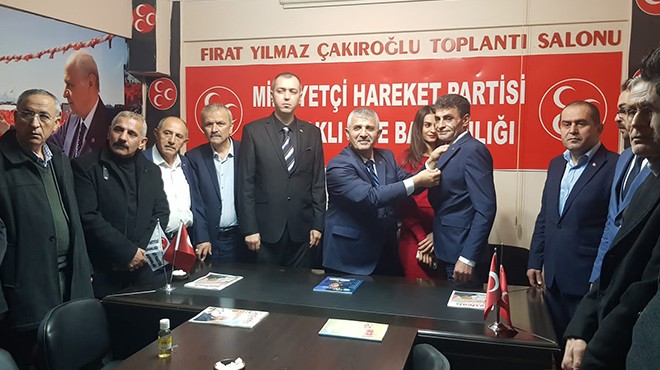 Gelecek Partisi'nden istifa edenler MHP'ye katıldı