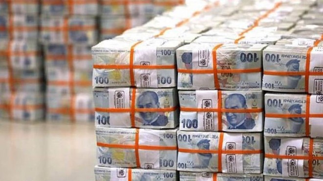 Hazine 17,6 milyar lira borçlandı