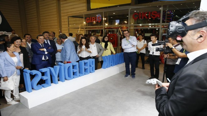 İEF'te Konak Belediyesi standına yoğun ilgi