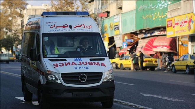 İran'da petrol tankına giren 5 işçi zehirlendi