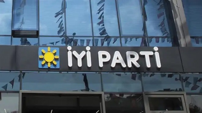 İYİ Parti'de 1 vekil daha istifa etti!