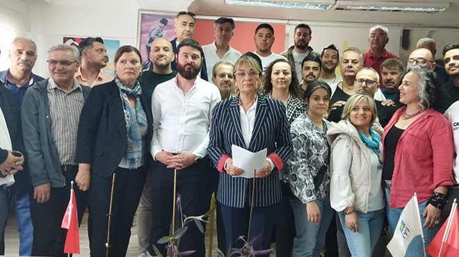 İYİ Parti İzmir'de şok: 4 ilçede birden istifa!