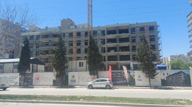 İzmir'de depremde yıkılan binaların yerinde yenileri yükseliyor