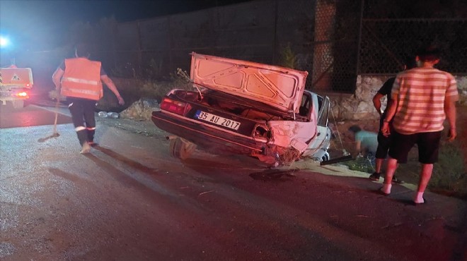 İzmir'de kaza: Otomobil sürücüsü yaralı!