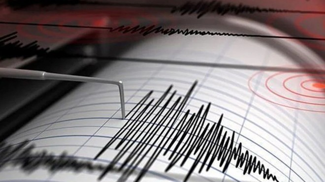 İzmir'de korkutan deprem!