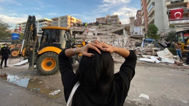 İzmir'in o bölgesi için uyarı... Sağlam binalar bile yıkılabilir!