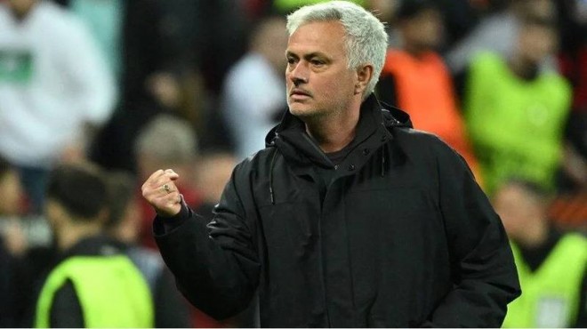 Koç devam ederse geliyor... Fener'de Mourinho sesleri