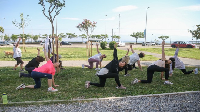 Konak'ta açık havada spor keyfi!