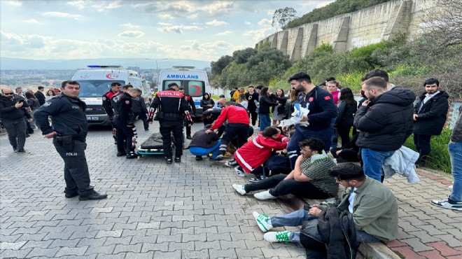 Korkunç kaza... Belediye otobüsü devrildi!