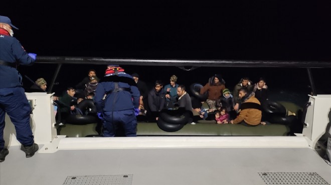 Kuşadası'nda 56 düzensiz göçmen kurtarıldı