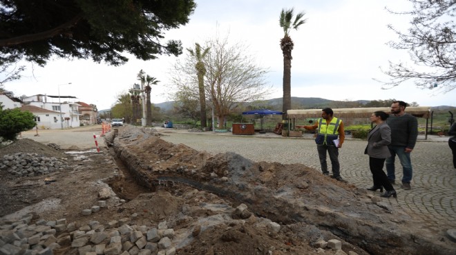 Mahalleli istedi, belediye harekete geçti... Selçuk'ta yol çalışmaları başladı!