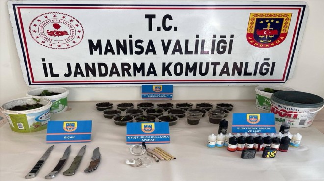 Manisa'da zehir evine baskın!