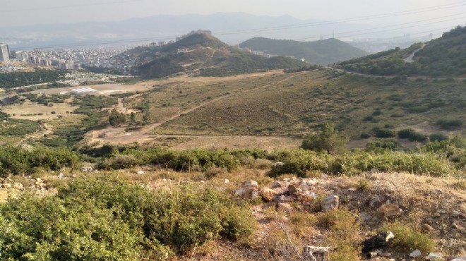 Meralar, mezarlık oluyor… Karşıyaka'nın tek köyü direniyor!