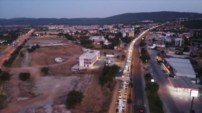 Muğla'da dönüş yolunda trafik yoğunluğu!