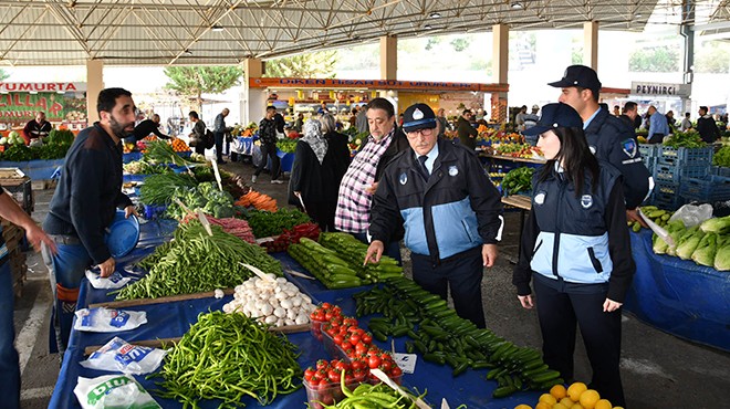 Narlıdere zabıtasından pazar denetimi