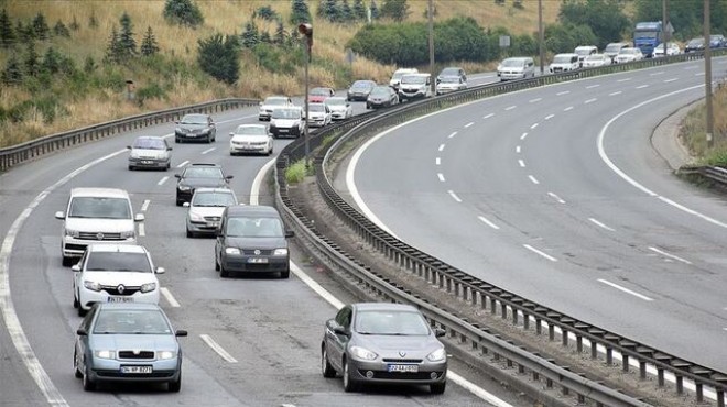 Otoyol ve köprü geçiş ücretlerine zam