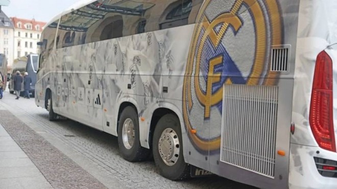 Real Madrid takım otobüsü kaza yaptı