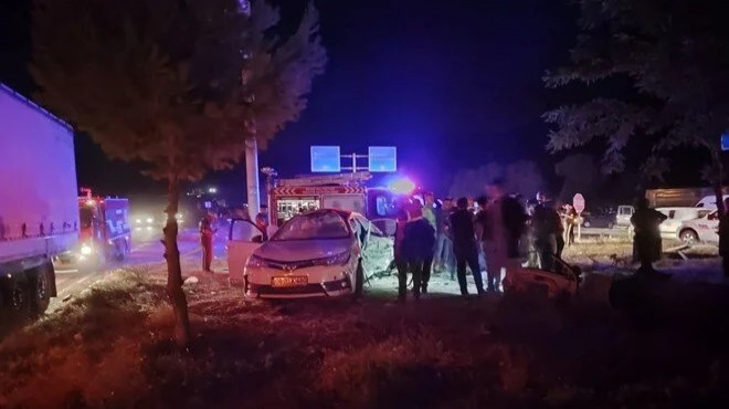 TIR ile otomobil çarpıştı: 1 ölü, 3 yaralı