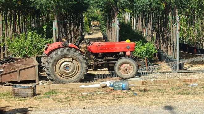 Yaşlı çift kaza kurbanı: Traktör altında kaldılar!